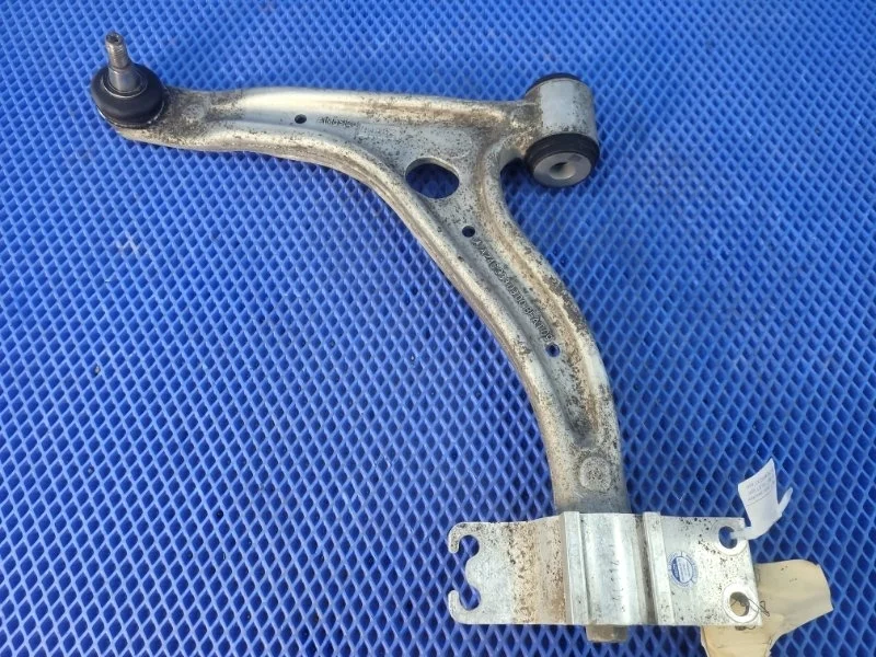 Рычаг передней подвески Mercedes-Benz B-Class 2016 A2463330300 W246 М270920, передний левый