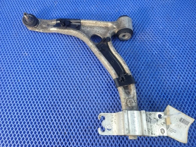 Рычаг передней подвески Mercedes-Benz B-Class 2016 A2463330300 W246 М270920, передний левый