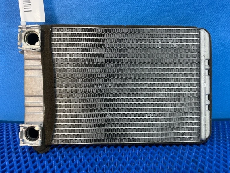 Радиатор печки Mercedes-Benz Clc-Class 2001 A2038300161 W203 М271955