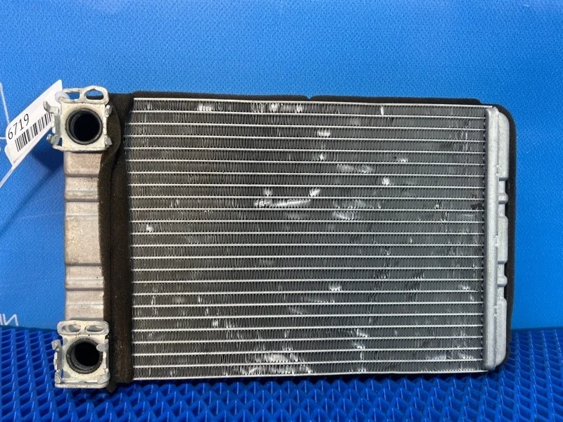 Радиатор печки Mercedes-Benz Clc-Class 2001 A2038300161 W203 М271955