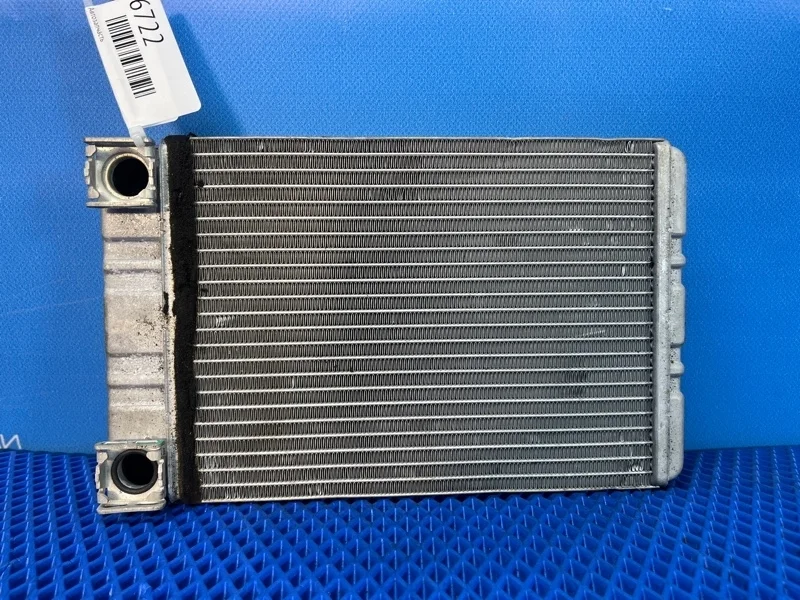 Радиатор печки Mercedes-Benz Clc-Class 2001 A2038300161 W203 М271955