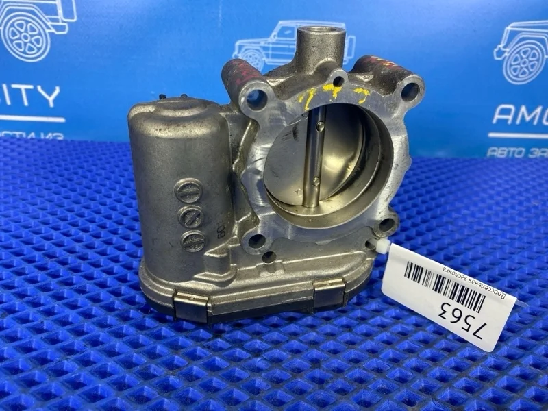 Дроссельная заслонка Mercedes-Benz A-Class 2017 A2701410025 W176 M133980