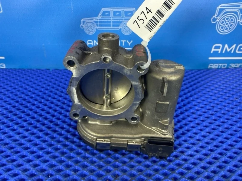 Дроссельная заслонка Mercedes-Benz A-Class 2017 A2701410025 W176 M133980