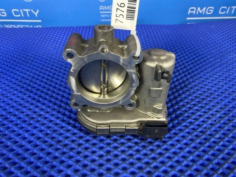 Дроссельная заслонка Mercedes-Benz A-Class 2017 A2701410025 W176 M133980