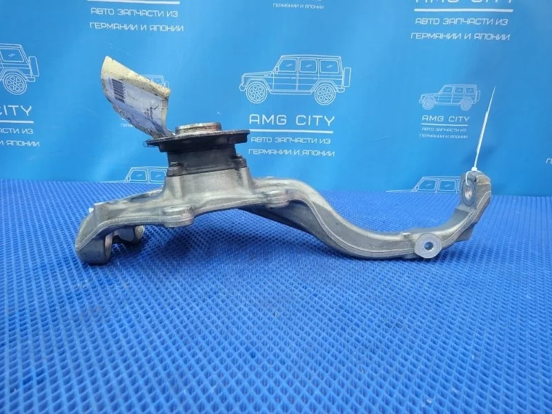 Кулак поворотный Mercedes-Benz A-Class 2021 A2533320101 W177 OM654920, передний левый