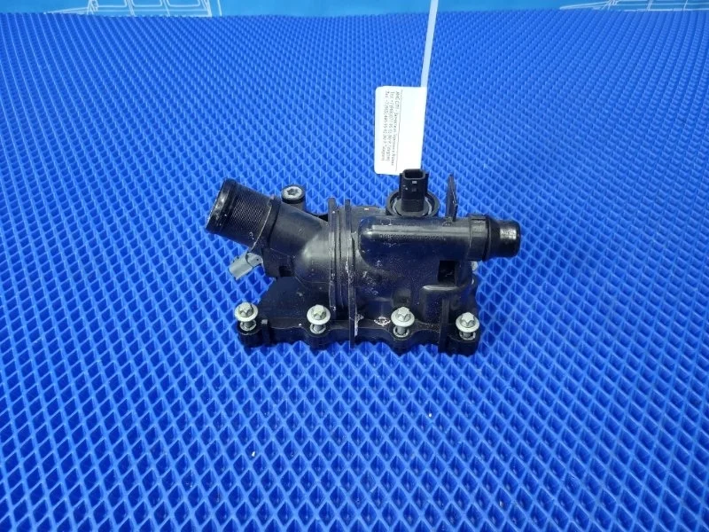 Термостат Mercedes-Benz A-Class 2021 A2822030175 W177 OM654920