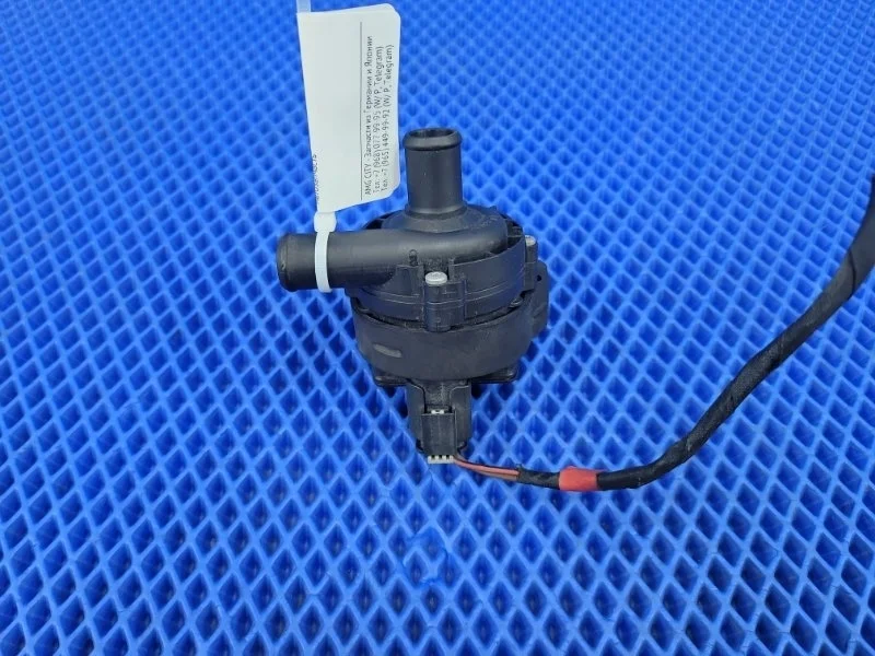 Насос отопителя Mercedes-Benz E-Class 2006 A2118350264 W211 М272964