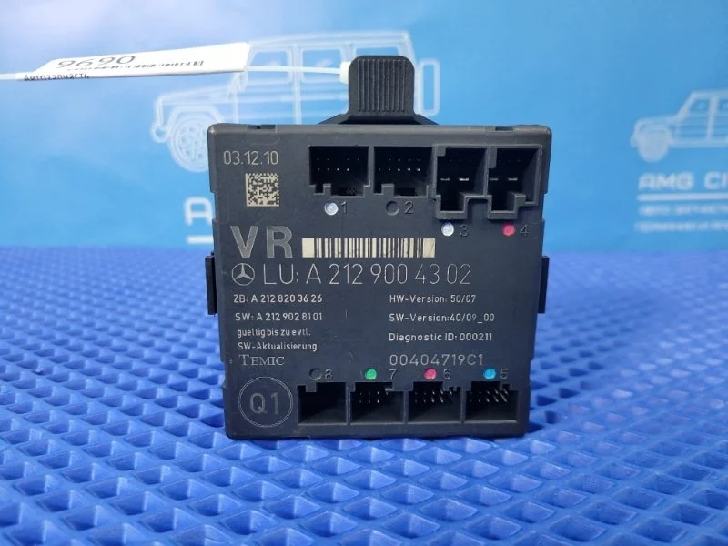 Блок управления дверьми Mercedes-Benz E-Class 2011 A2129004302 W212 M157981