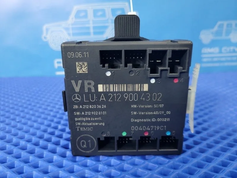 Блок управления дверьми Mercedes-Benz E-Class 2011 A2129004302 W212 M157981
