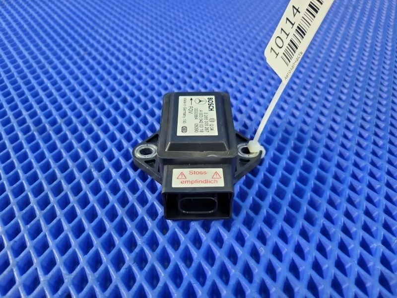 Датчик ускорения Mercedes-Benz E-Class 2003 A0035420318 W211 М112949