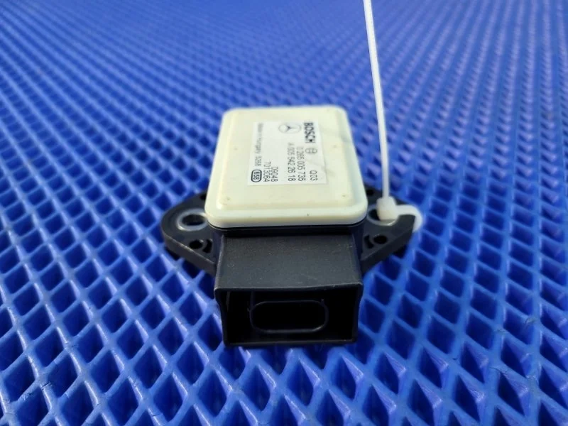 Датчик ускорения Mercedes-Benz E-Class 2013 A0055422618 W212 М276952