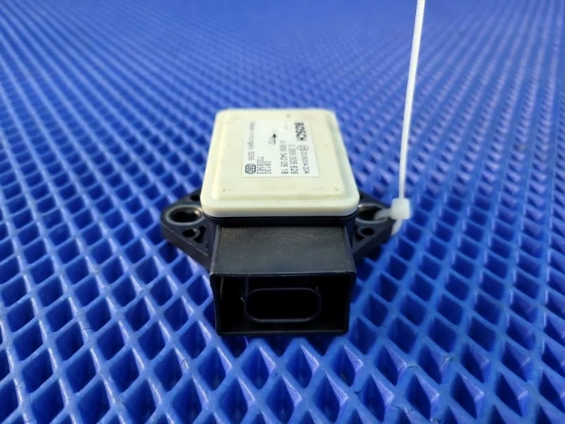 Датчик ускорения Mercedes-Benz Viano 2004 A9065420518 W639 M112952