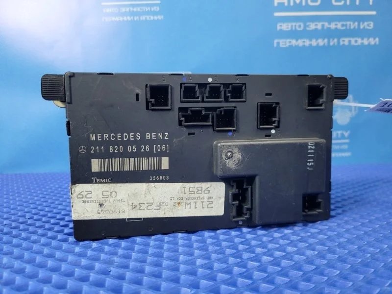 Блок управления дверьми Mercedes-Benz E-Class 2003 A2118200526 W211 М112949, передний левый