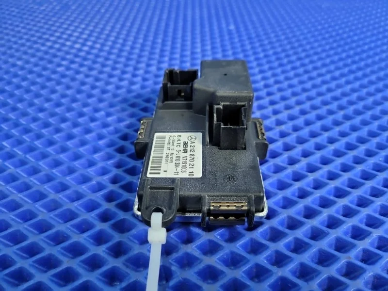 Резистор отопителя Mercedes-Benz E-Class 2013 A2128702110 W212 М276952