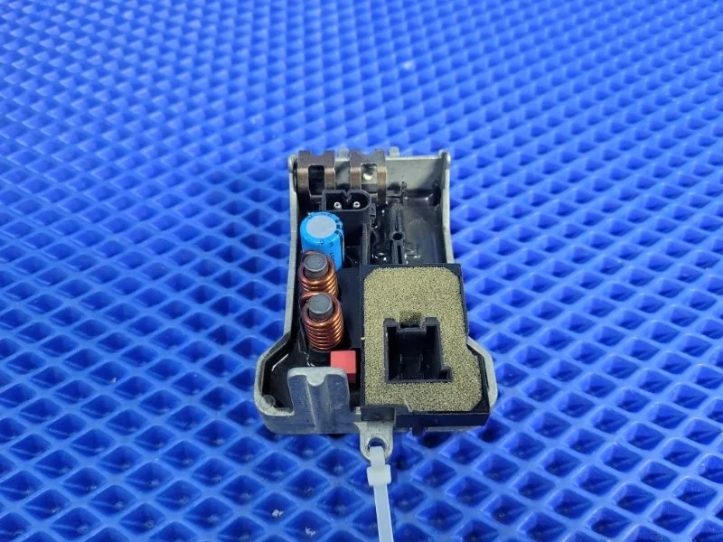 Резистор отопителя Mercedes-Benz S-Class 2003 A2308210251 W220 M275950