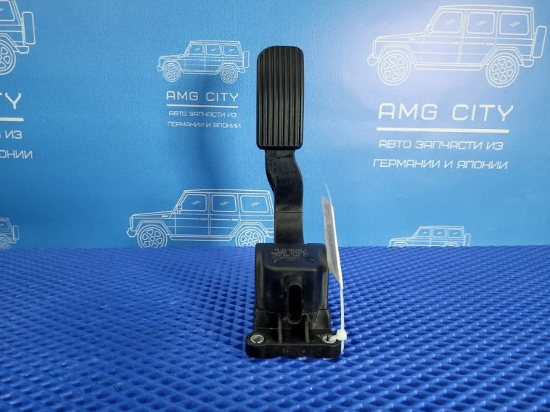 Педаль газа Mercedes-Benz Viano 2013 A9063000304 W639 M272978