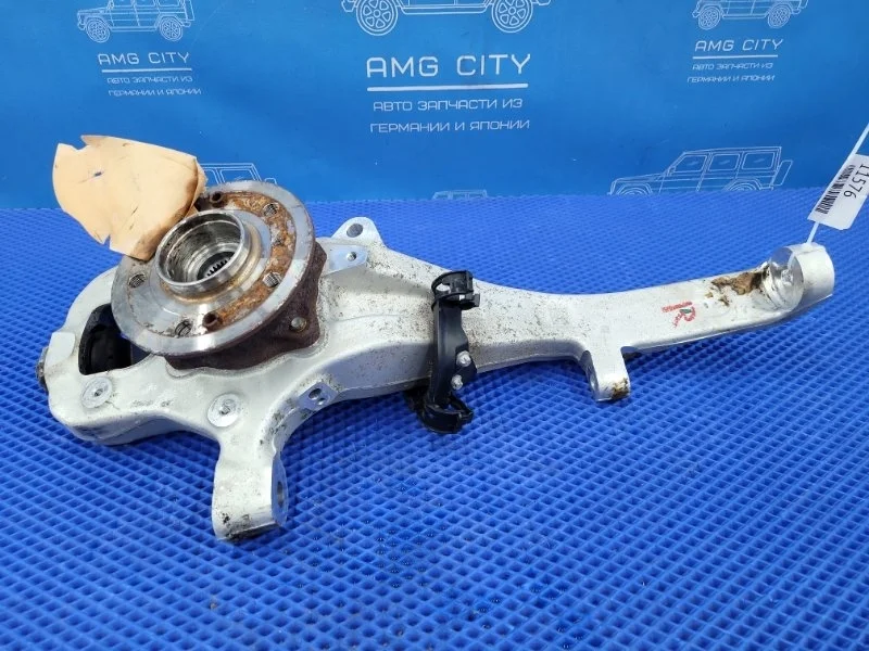 Кулак поворотный Mercedes-Benz M-Class 2015 A1663301020 W166 M276821, передний правый