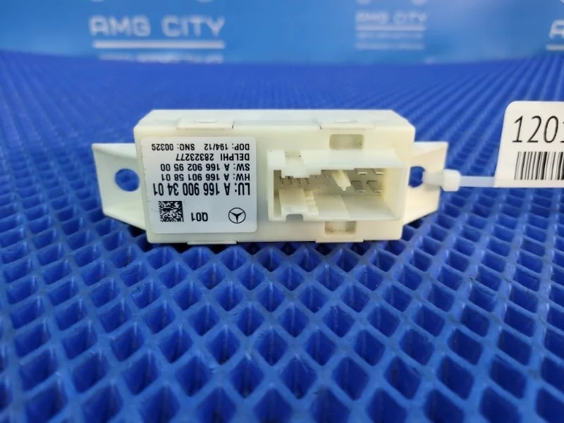 Блок регулировки фар Mercedes-Benz C-Class 2013 A1669003401 W204 M271820