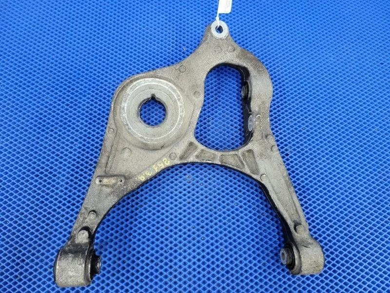 Рычаг подвески нижний Mercedes-Benz R-Class 2006 A1643501906 W251 М272967, задний правый