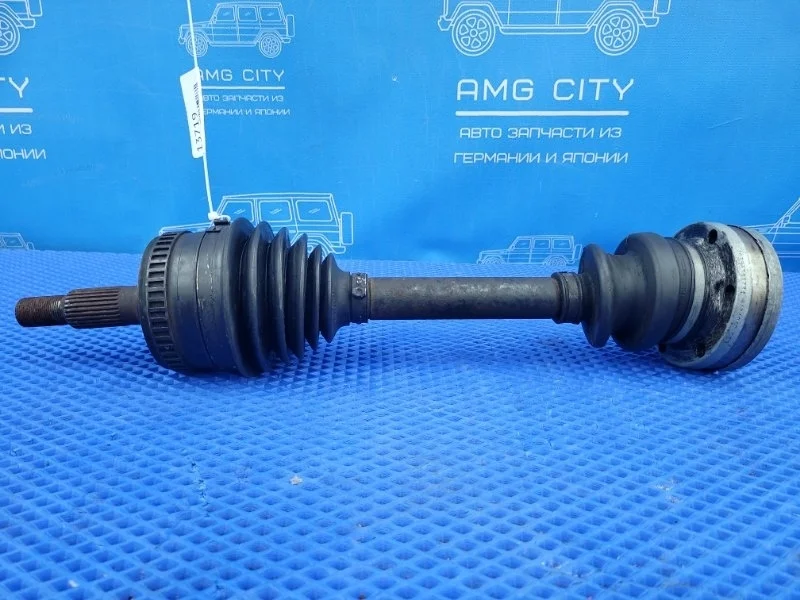 Привод Mercedes-Benz Vito 2001 A6383341734 W638 M104900, передний