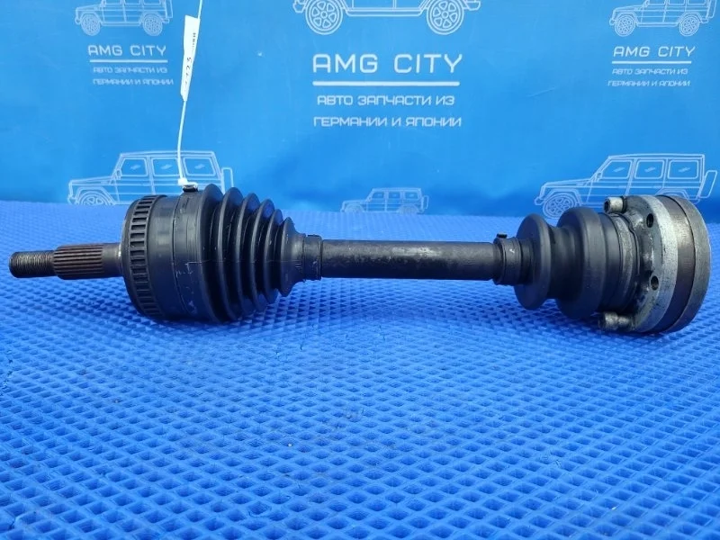 Привод Mercedes-Benz Vito 2001 A6383341734 W638 M104900, передний