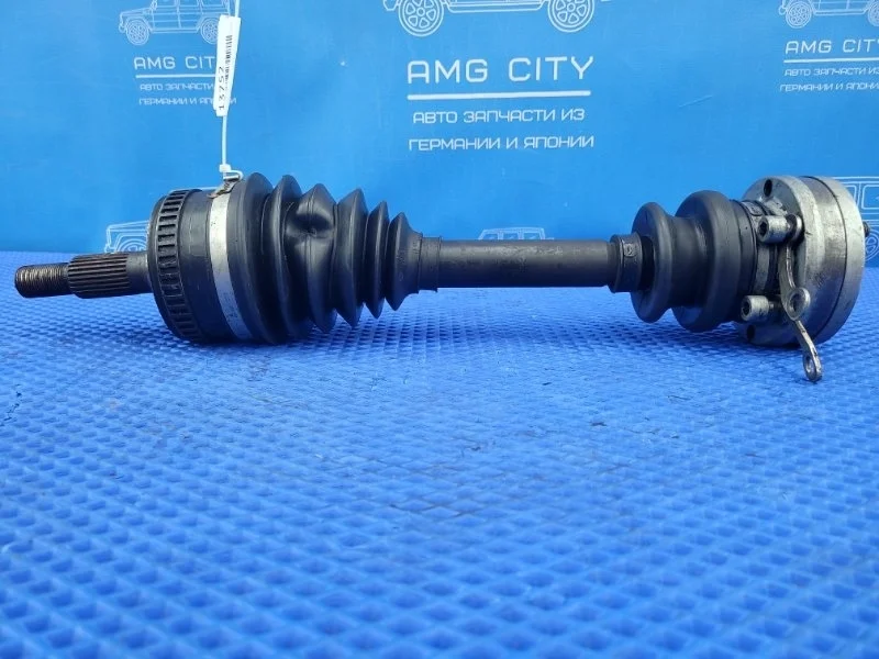 Привод Mercedes-Benz Vito 2001 A6383341734 W638 M104900, передний