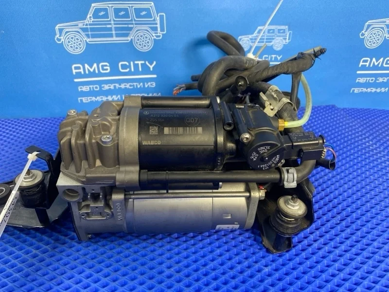 Компрессор пневмоподвески Mercedes-Benz E-Class 2013 A2123200404 W212 М276952