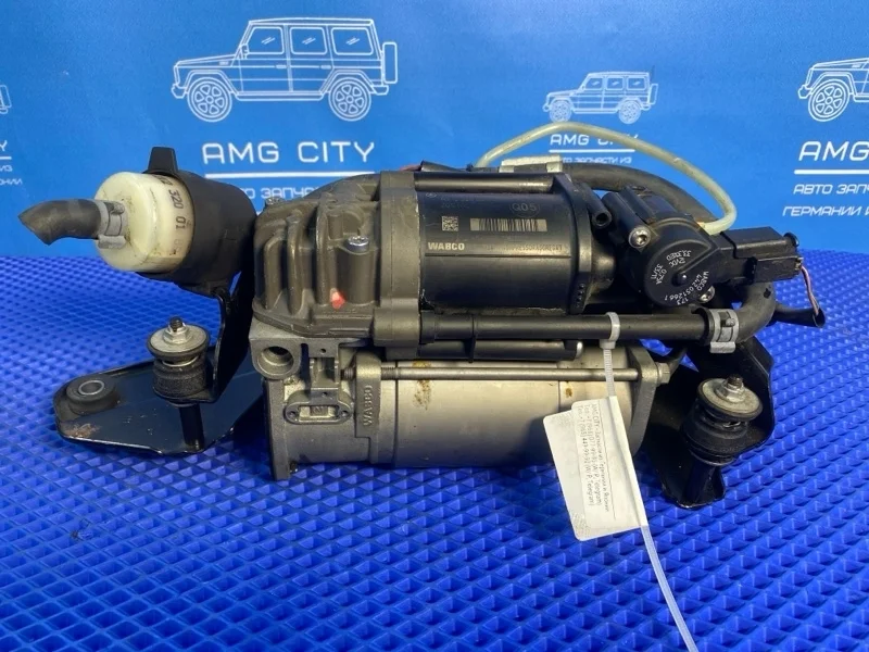 Компрессор пневмоподвески Mercedes-Benz E-Class 2013 A2123200404 W212 М276952