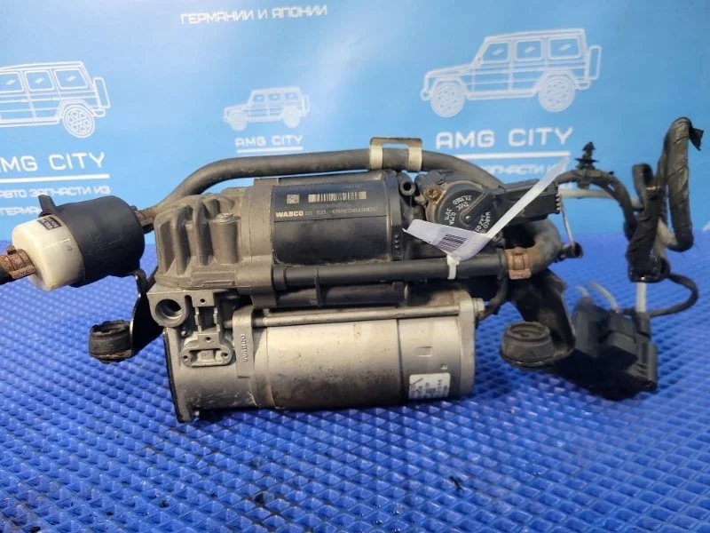 Компрессор пневмоподвески Mercedes-Benz E-Class 2013 A2123200404 W212 М276952