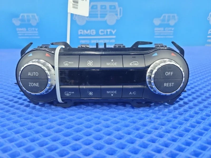 Блок управления климат-контролем Mercedes-Benz B-Class 2016 A2469008415 W246 М270920