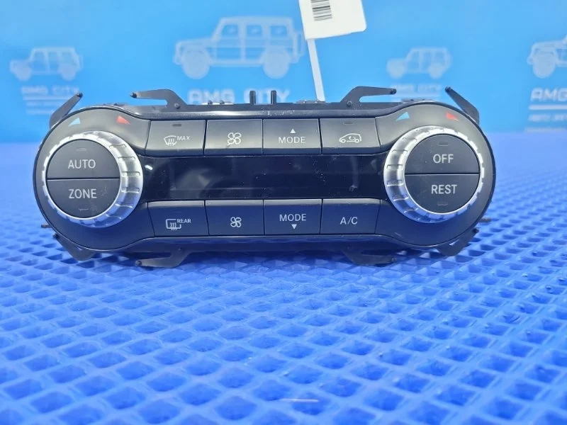 Блок управления климат-контролем Mercedes-Benz Cla-Class 2014 A2469002408 W117 М133980