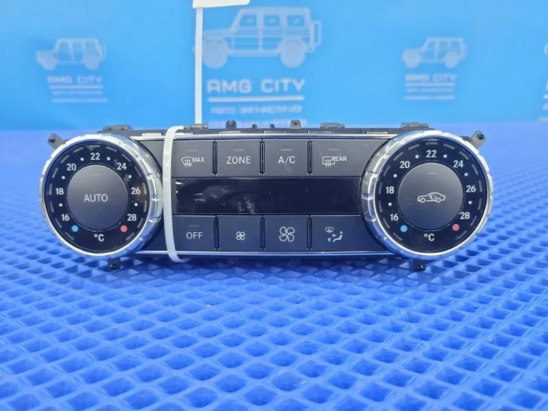 Блок управления климат-контролем Mercedes-Benz C-Class 2013 A2049006608 W204 M271820