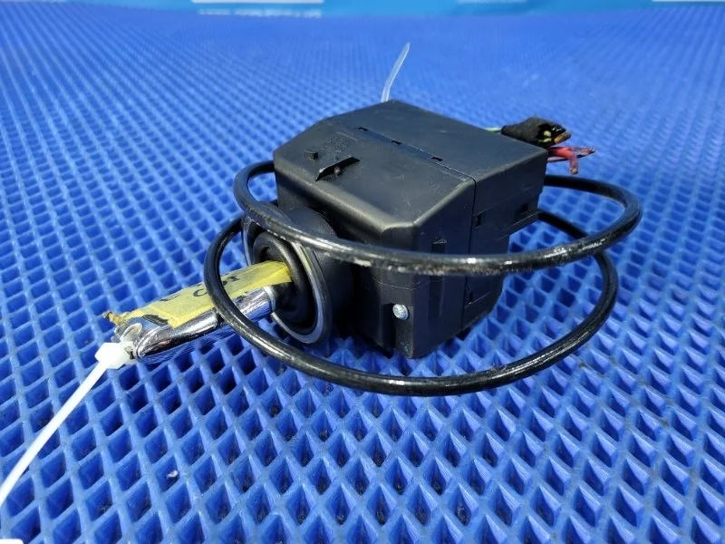 Замок зажигания Mercedes-Benz Cls-Class 2008 A2115452308 W219 М273960