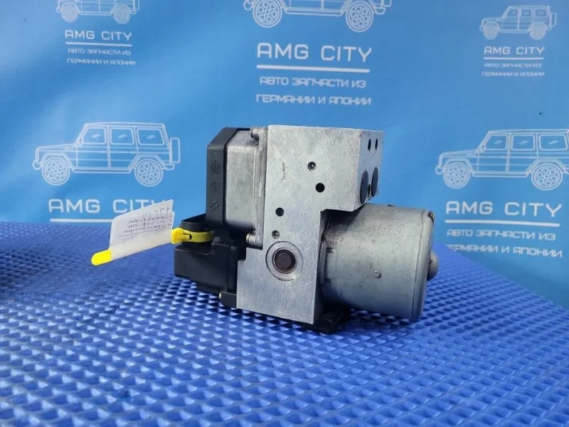 Блок ABS Mercedes-Benz Vito 2001 A0004461089 W638 M111980