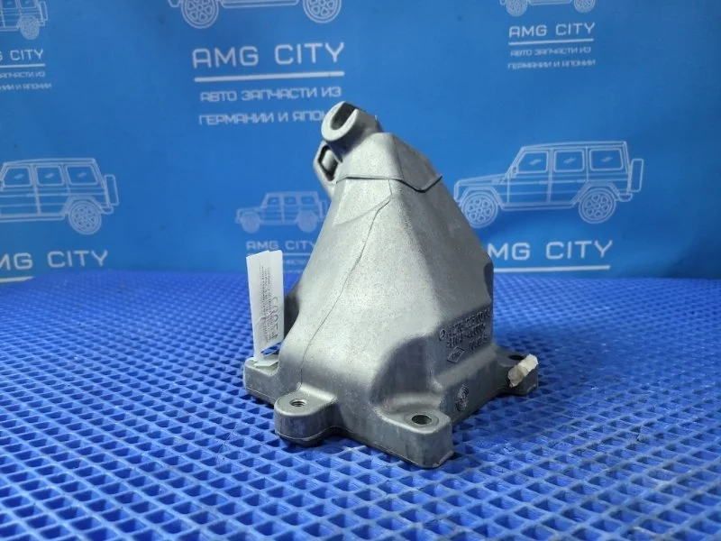 Кронштейн двигателя Mercedes-Benz C-Class 2011 A2762230004 W204 M271820