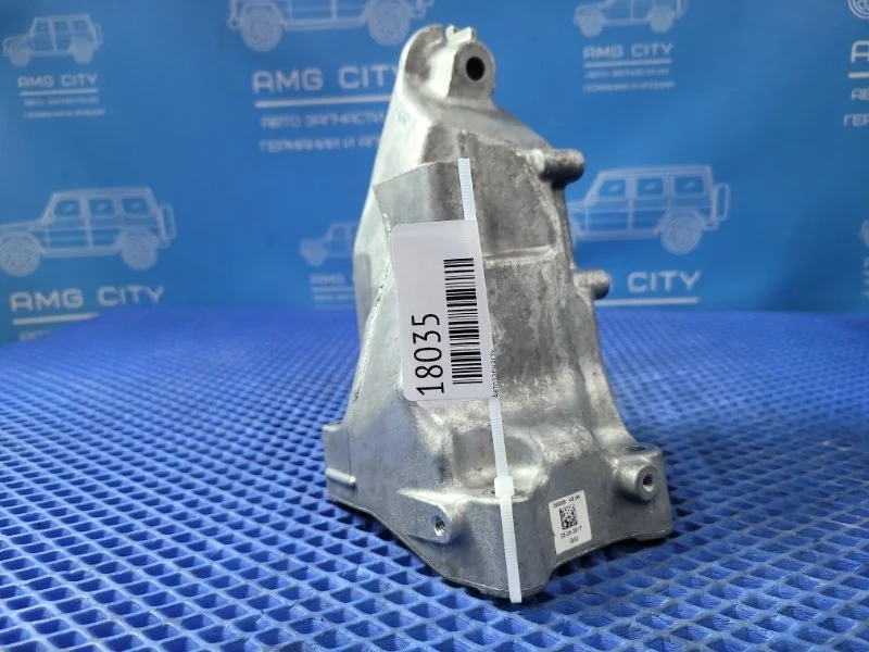 Кронштейн двигателя Mercedes-Benz C-Class 2016 A6512234304 W205 М274910