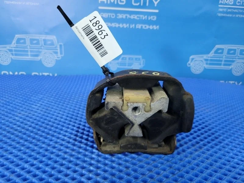 Подушка двигателя Mercedes-Benz Vito 2001 A6382411413 W638 M111980