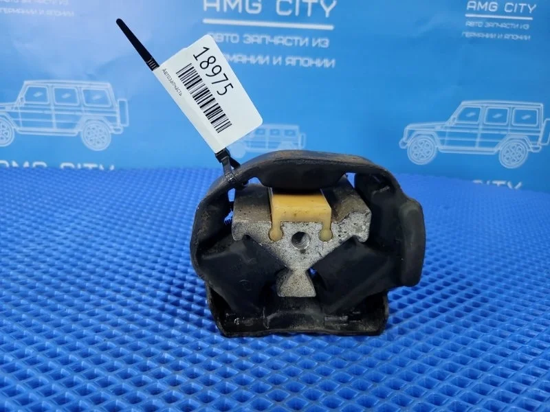 Подушка двигателя Mercedes-Benz Vito 2001 A6382411413 W638 M111980
