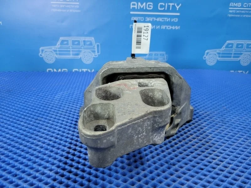 Подушка двигателя Mercedes-Benz B-Class 2013 A2462400617 W246 М270910