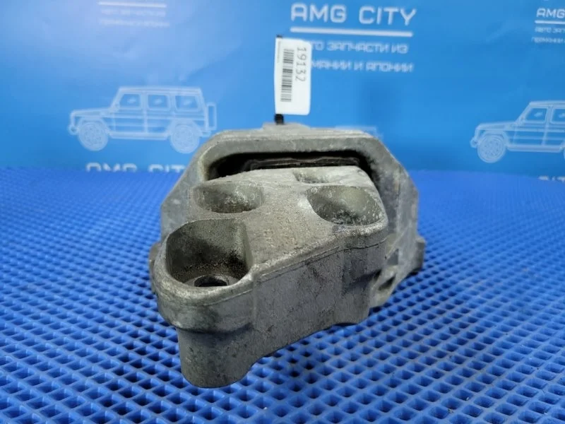 Подушка двигателя Mercedes-Benz B-Class 2013 A2462400617 W246 М270910