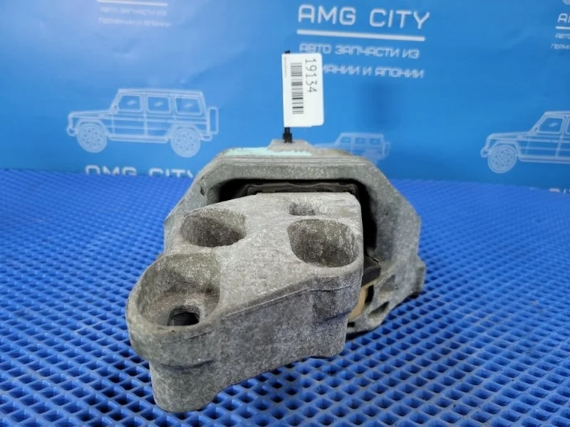 Подушка двигателя Mercedes-Benz B-Class 2013 A2462400617 W246 М270910