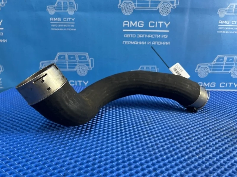 Патрубок интеркулера Mercedes-Benz C-Class 2011 A2045286682 W204 M271820