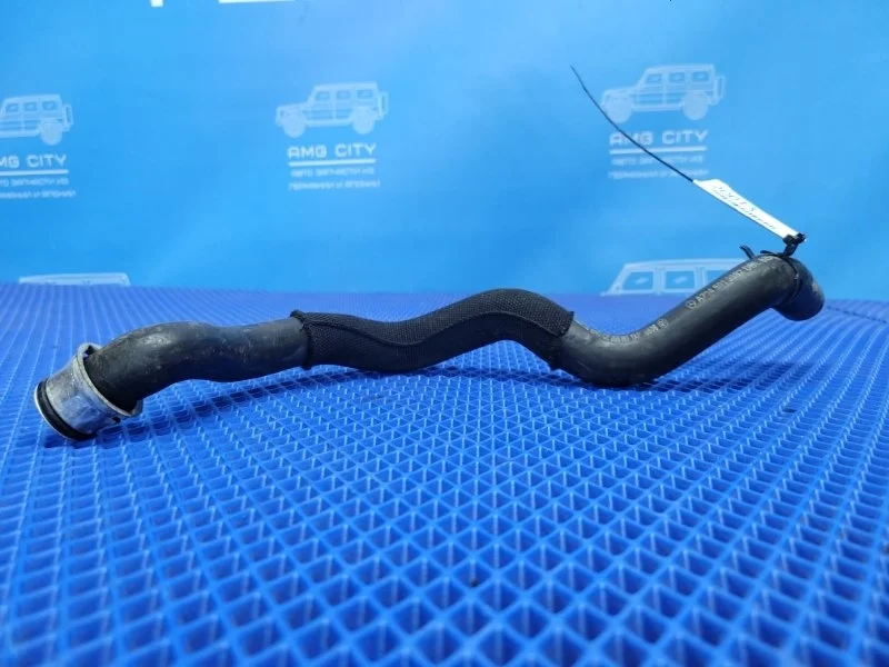 Патрубок системы охлаждения Mercedes-Benz C-Class 2010 A2045010982 W204 М271820