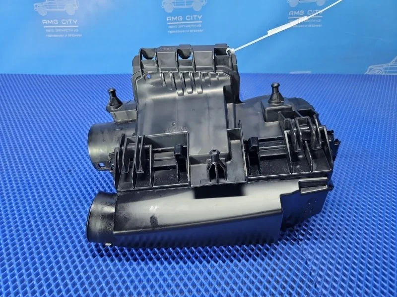 Фильтр воздушный двигателя Mercedes-Benz C-Class 2010 A2710940304 W204 М271820