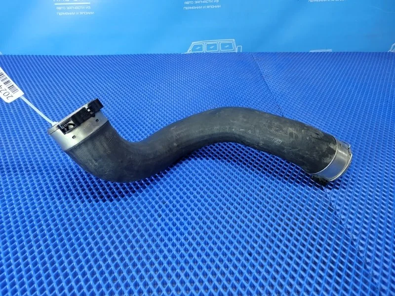 Патрубок интеркулера Mercedes-Benz C-Class 2010 A2045282582 W204 М271820