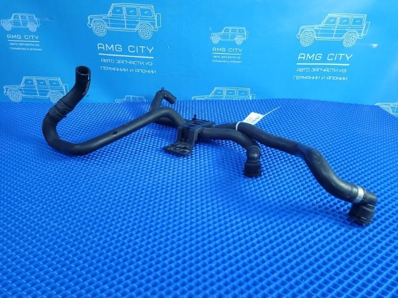 Патрубок системы охлаждения Mercedes-Benz Cla-Class 2015 A2468303396 W117 М270910