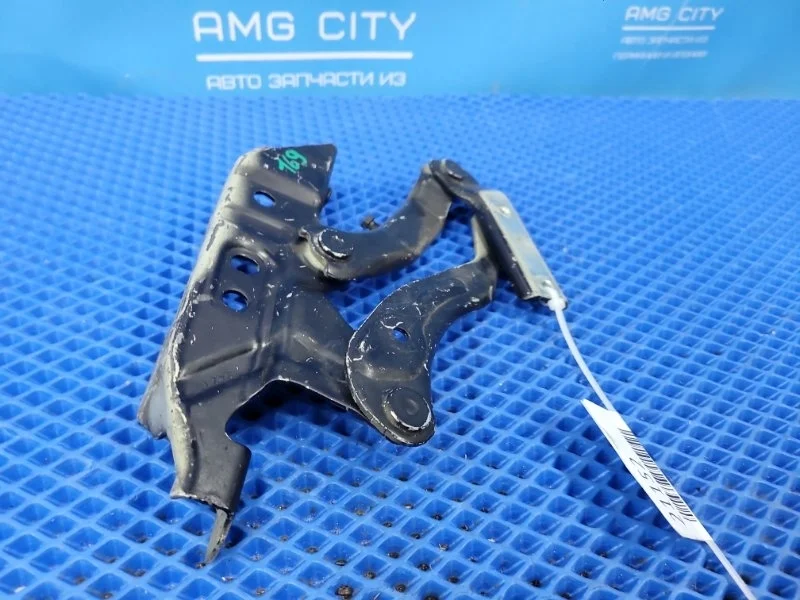 Петля капота Mercedes-Benz A-Class 2009 A1698800128 W169 M266960, передняя левая