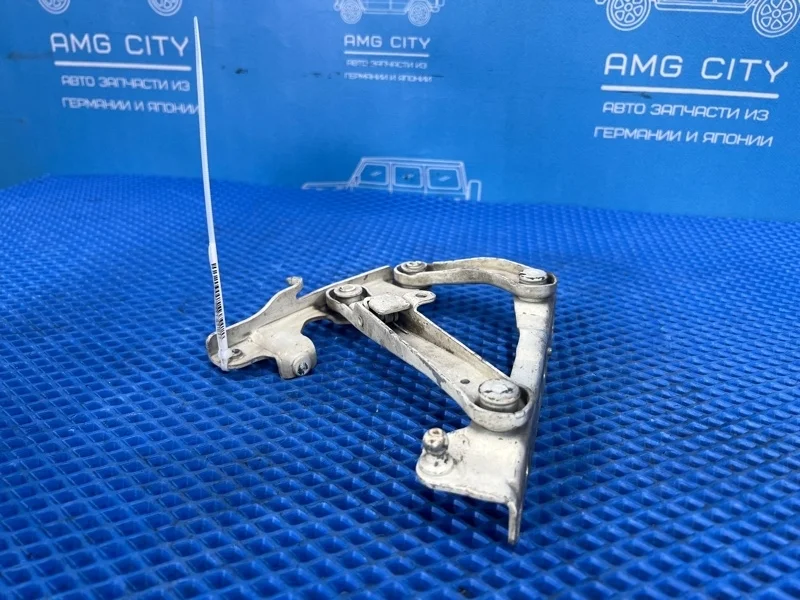 Петля капота Mercedes-Benz E-Class 2006 A2118800228 W211 М272964, правая