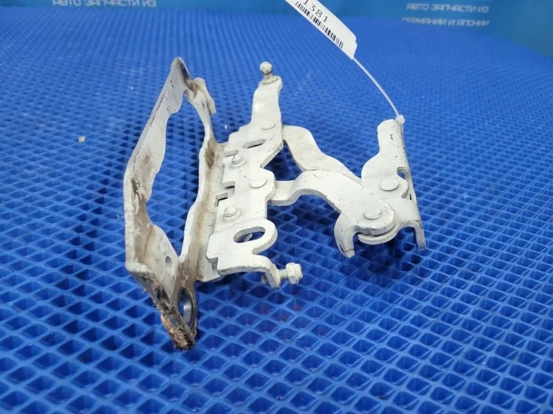 Петля капота Mercedes-Benz C-Class 2011 A2048800728 W204 М271860, левая