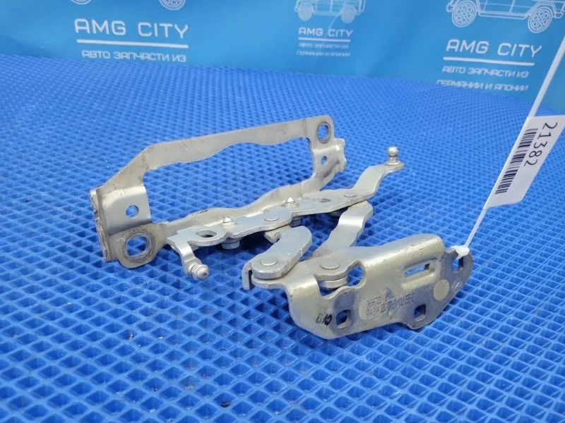 Петля капота Mercedes-Benz C-Class 2011 A2048800728 W204 М271860, левая